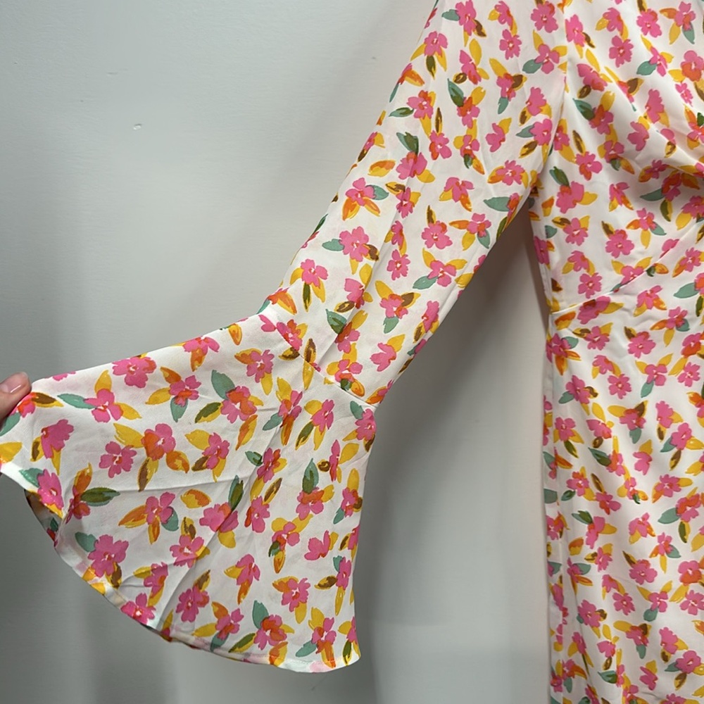 Vila maxi dress with fluted sleeves in floral print pink white 38  US6 - Picture 6 of 9